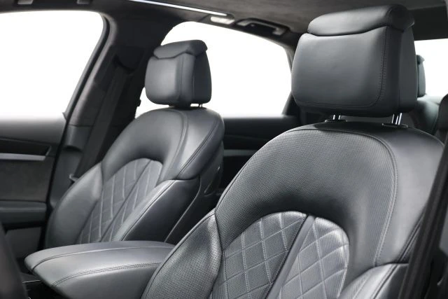 2016 Audi D4 S8 - Image 17 of 31