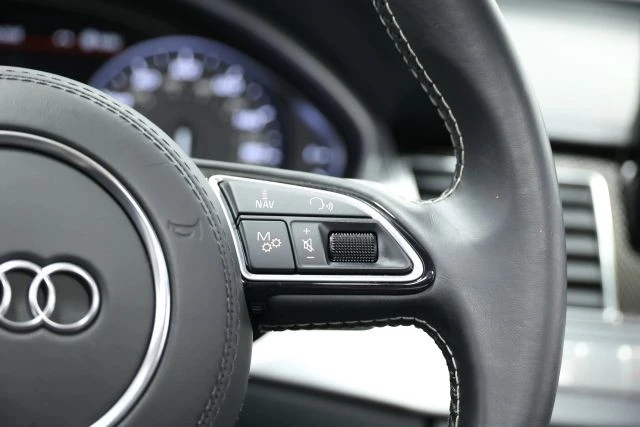 2016 Audi D4 S8 - Image 28 of 31