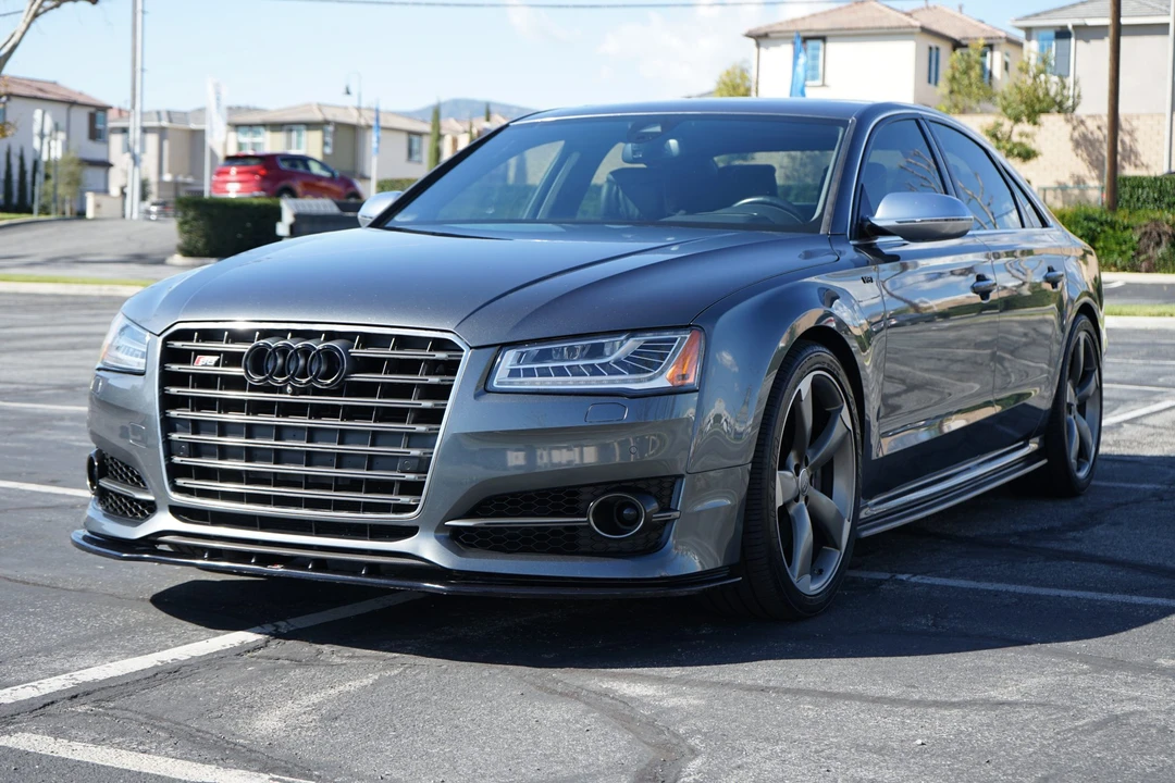 2016 Audi D4 S8 - Image 2 of 31