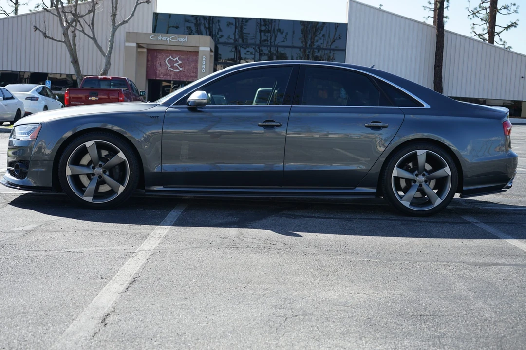 2016 Audi D4 S8 - Image 6 of 31