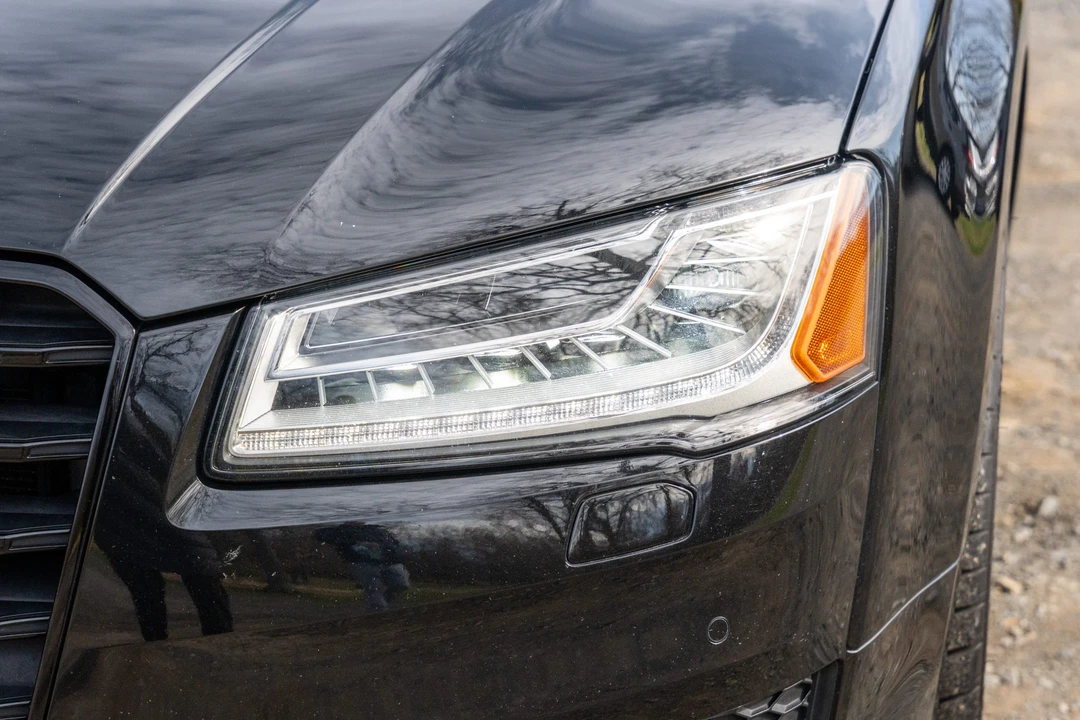 2016 Audi D4 S8 - Image 13 of 31