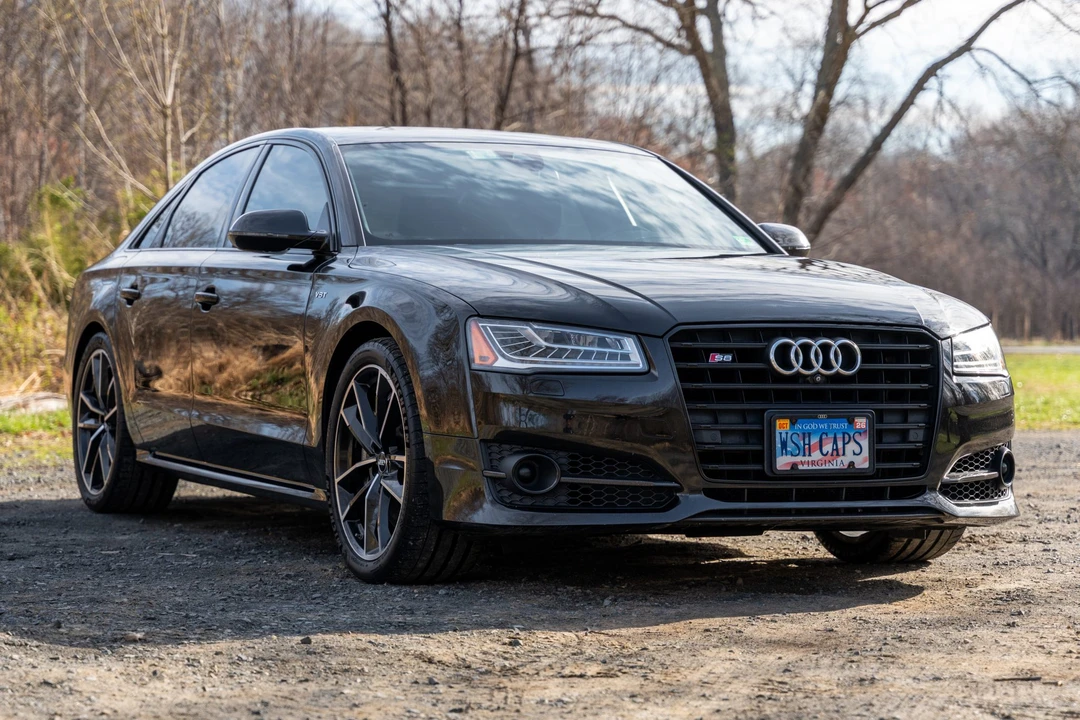 2016 Audi D4 S8 - Image 2 of 31