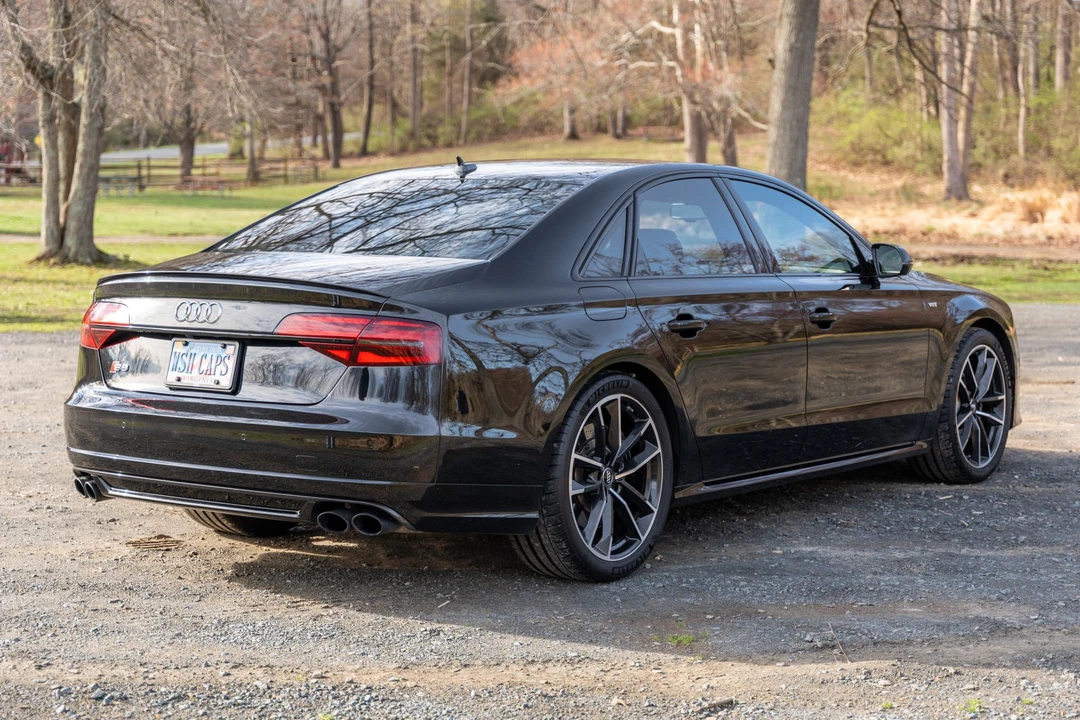 2016 Audi D4 S8 - Image 8 of 31
