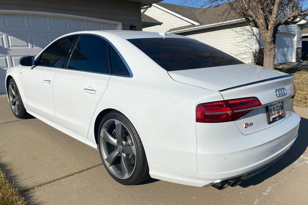 2016 Audi D4 S8 - Image 4 of 31