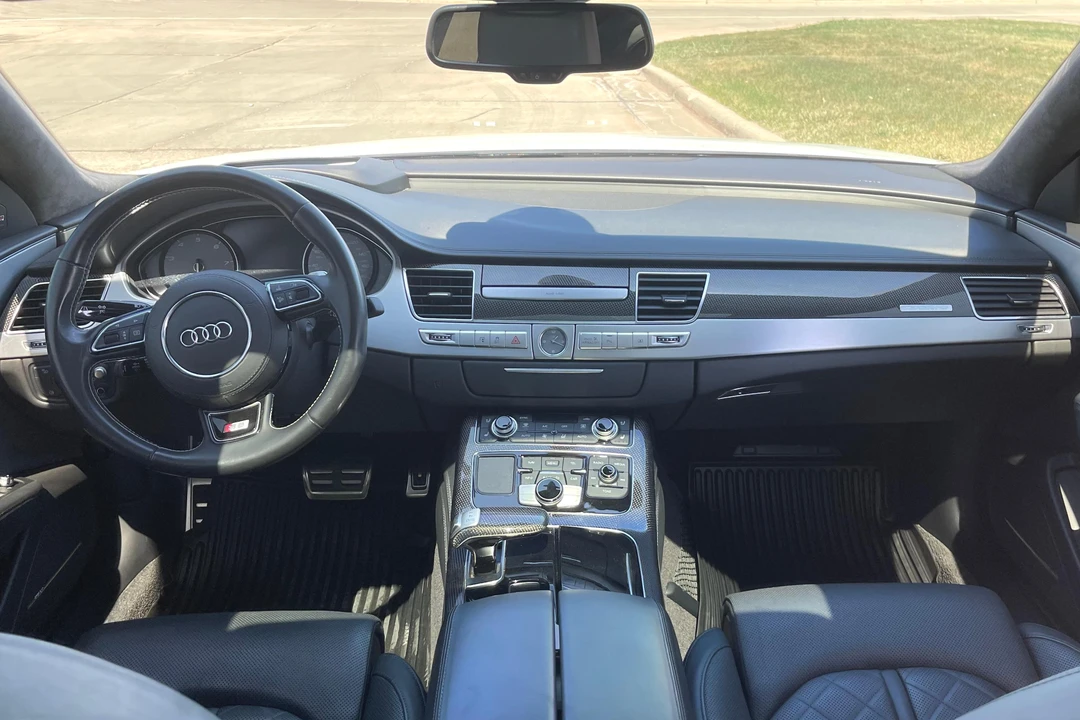 2016 Audi D4 S8 - Image 31 of 31