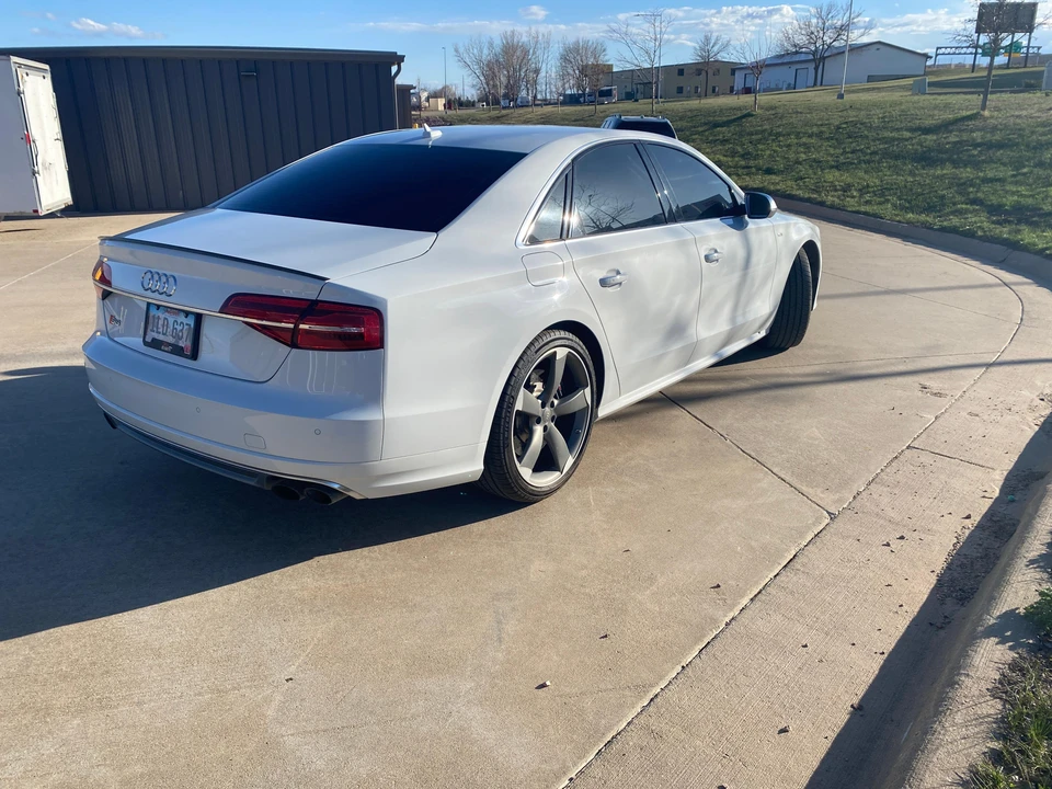 2016 Audi D4 S8 - Image 13 of 31