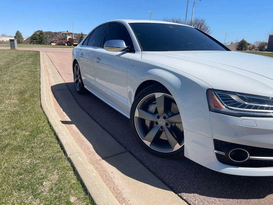 2016 Audi D4 S8 - Image 15 of 31