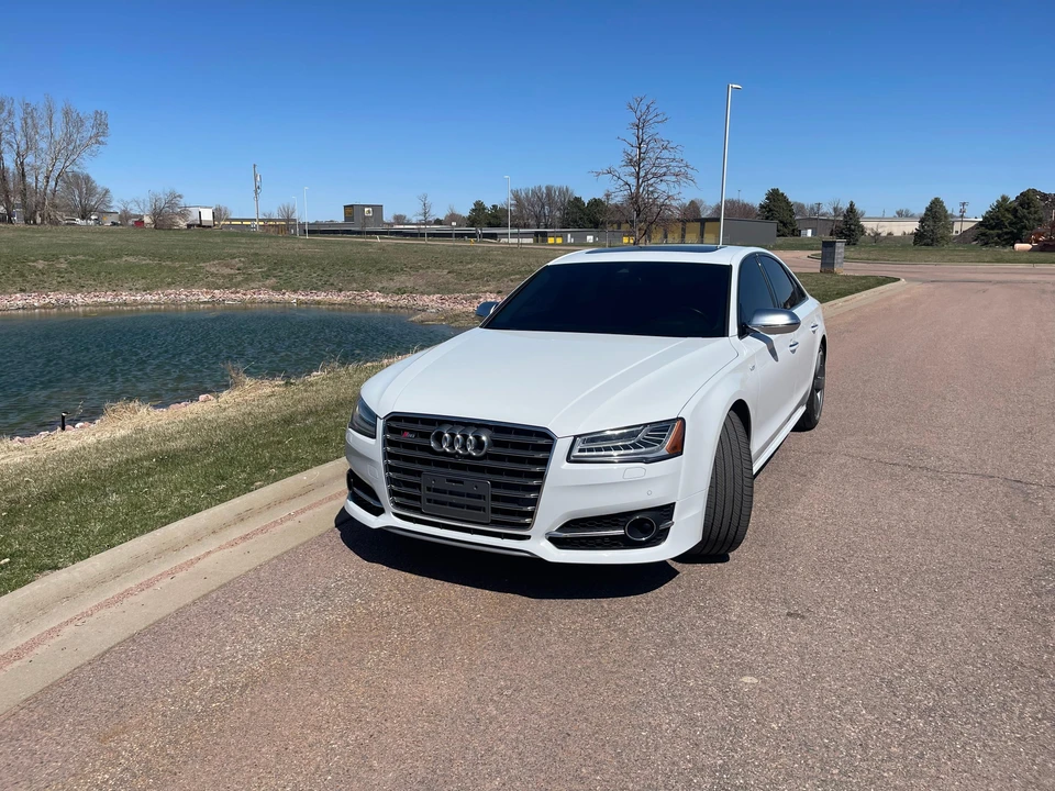 2016 Audi D4 S8 - Image 8 of 31