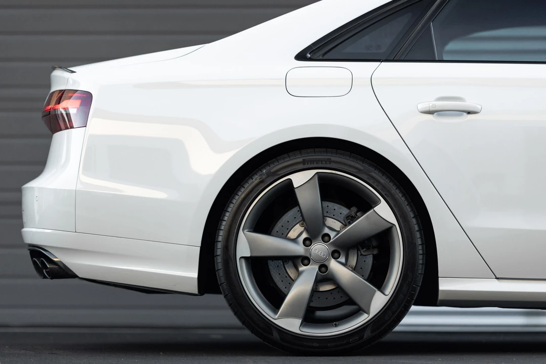 2016 Audi D4 S8 - Image 30 of 31