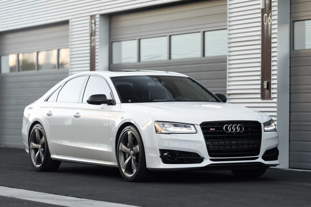 2016 Audi D4 S8 - Image 7 of 31