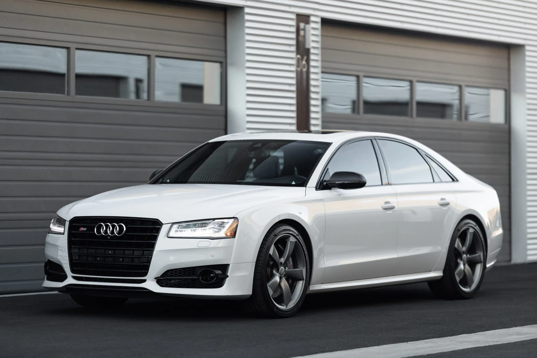 2016 Audi D4 S8 - Image 3 of 31