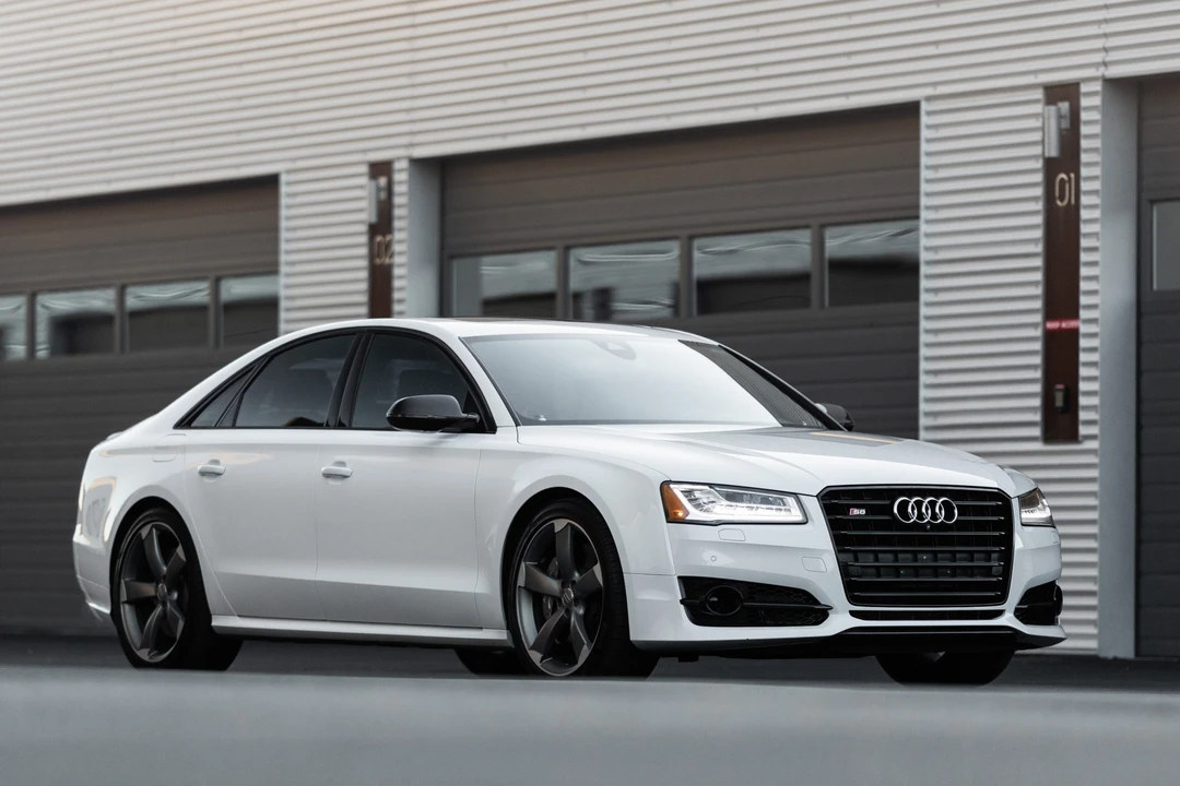 2016 Audi D4 S8 - Image 8 of 31