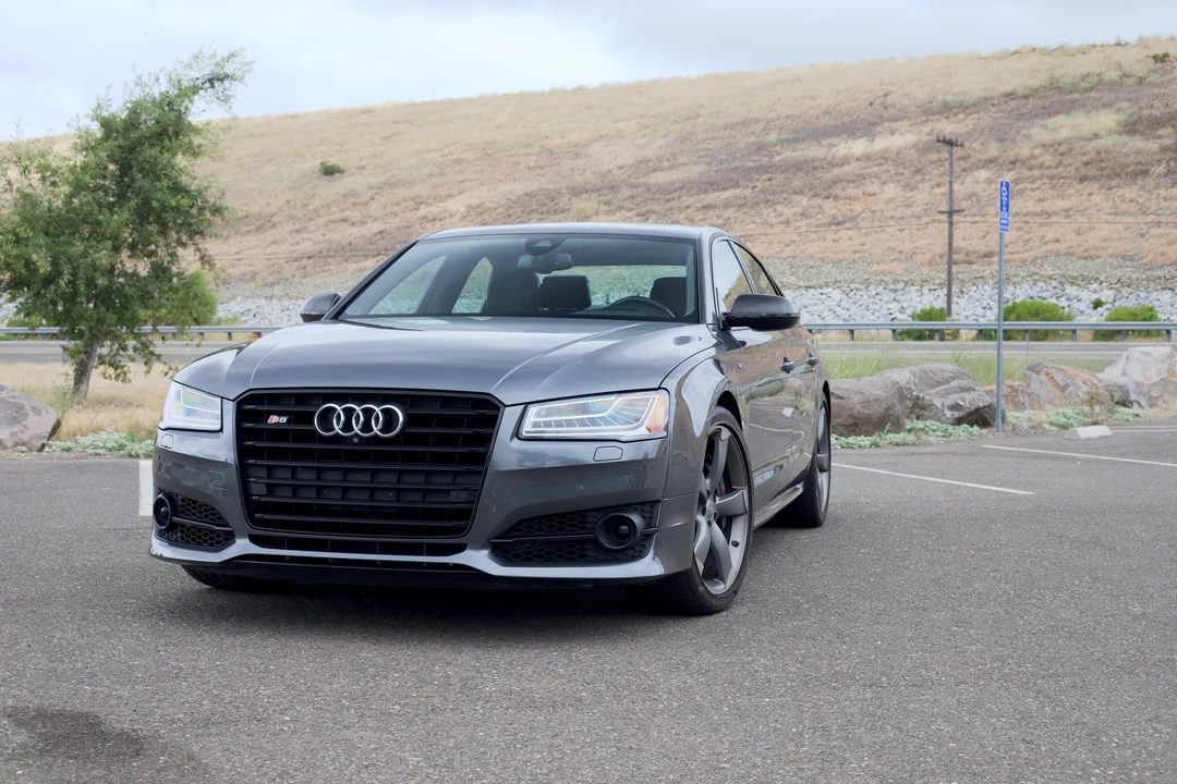 2016 Audi D4 S8 - Image 8 of 31