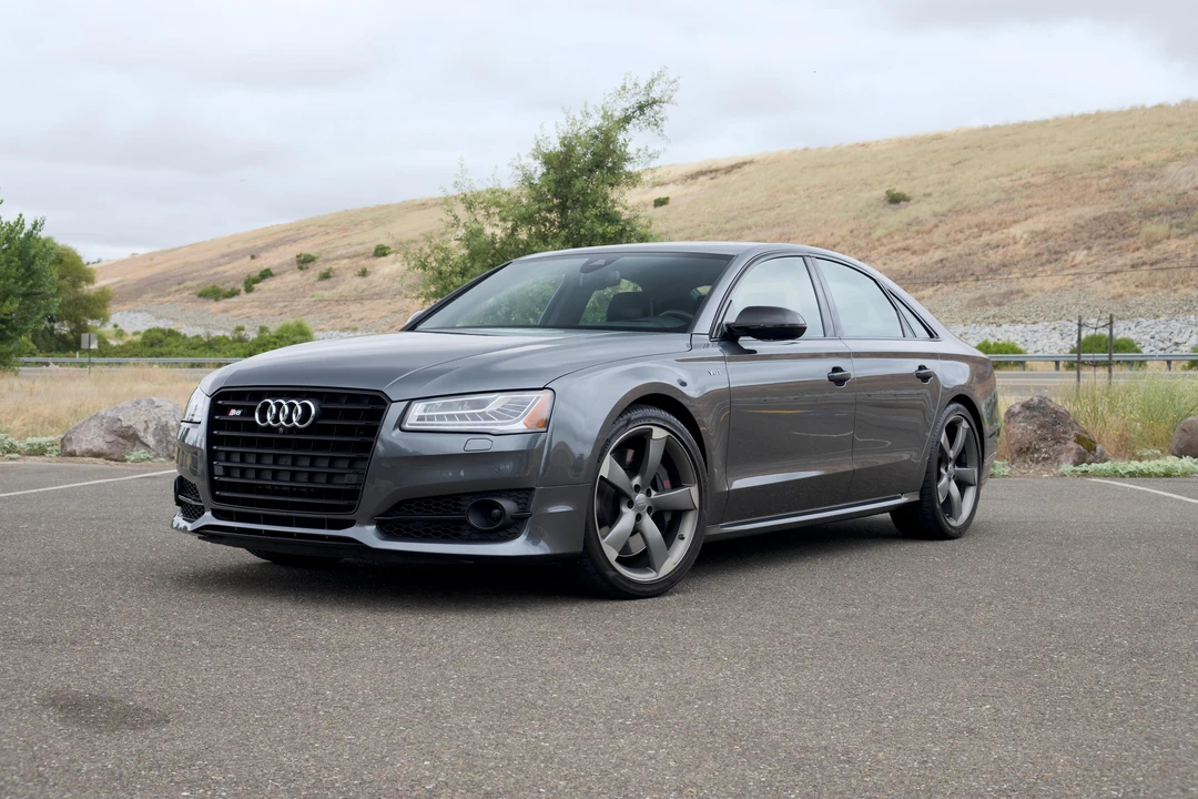 2016 Audi D4 S8 - Image 9 of 31
