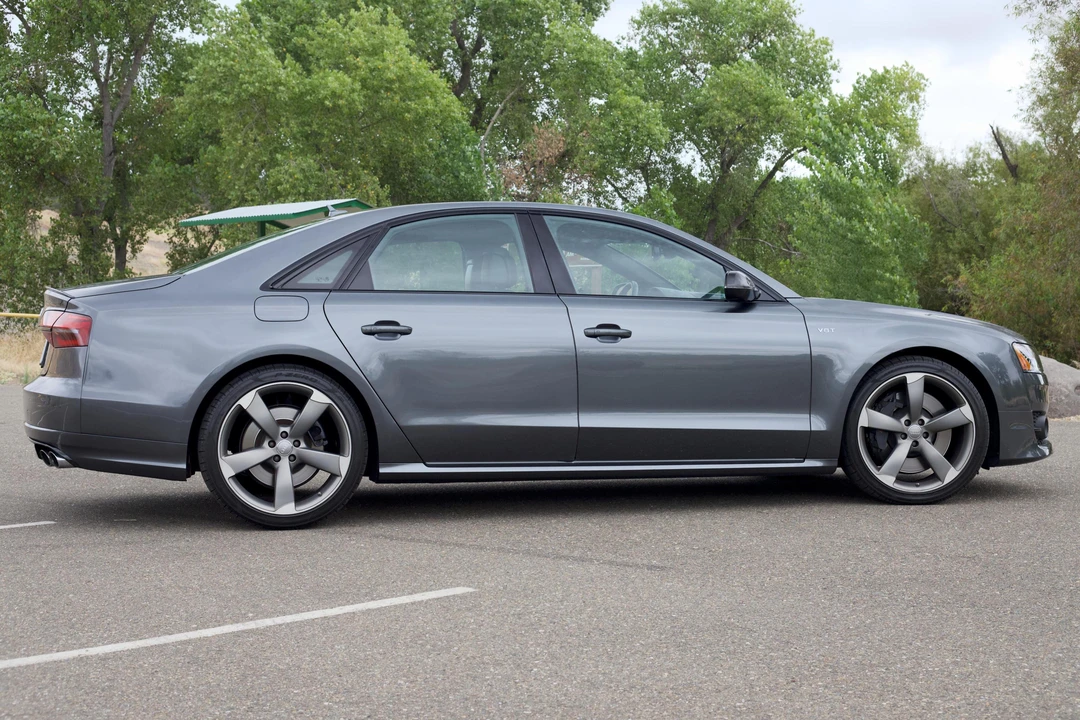 2016 Audi D4 S8 - Image 3 of 31