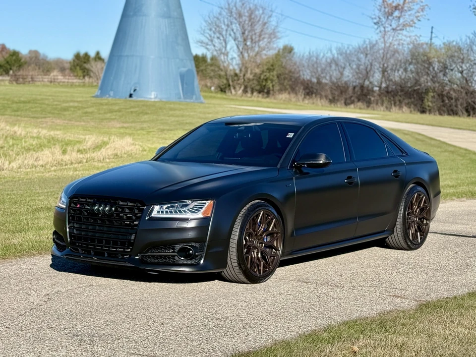 2016 Audi D4 S8 - Image 8 of 31