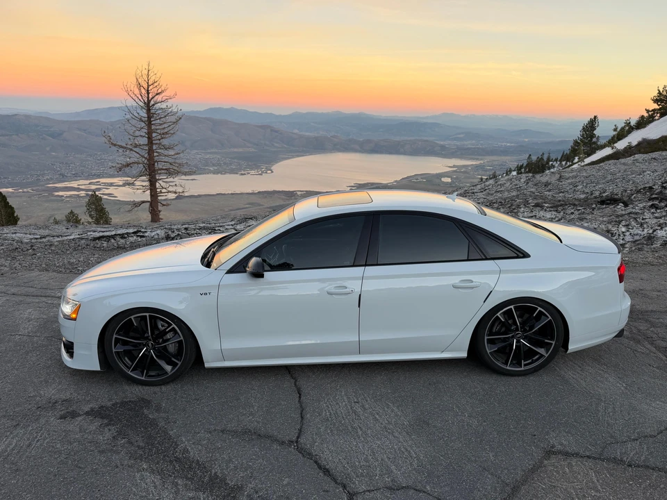 2016 Audi D4 S8 - Image 8 of 31