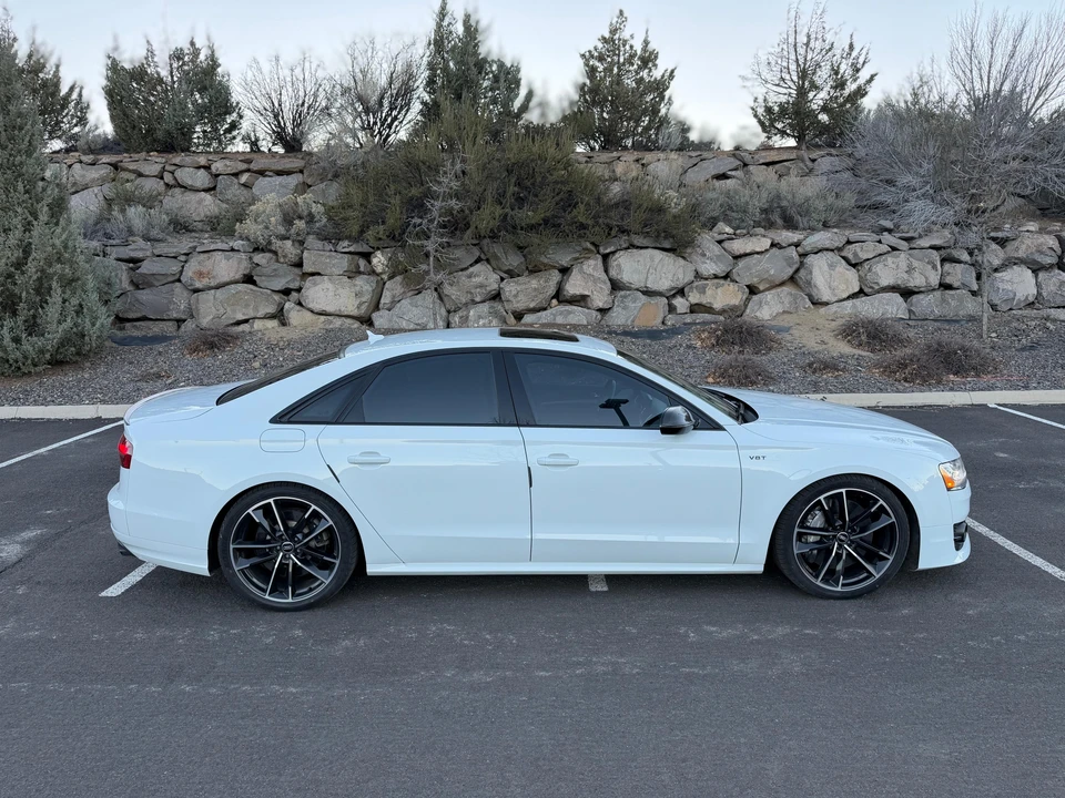 2016 Audi D4 S8 - Image 18 of 31