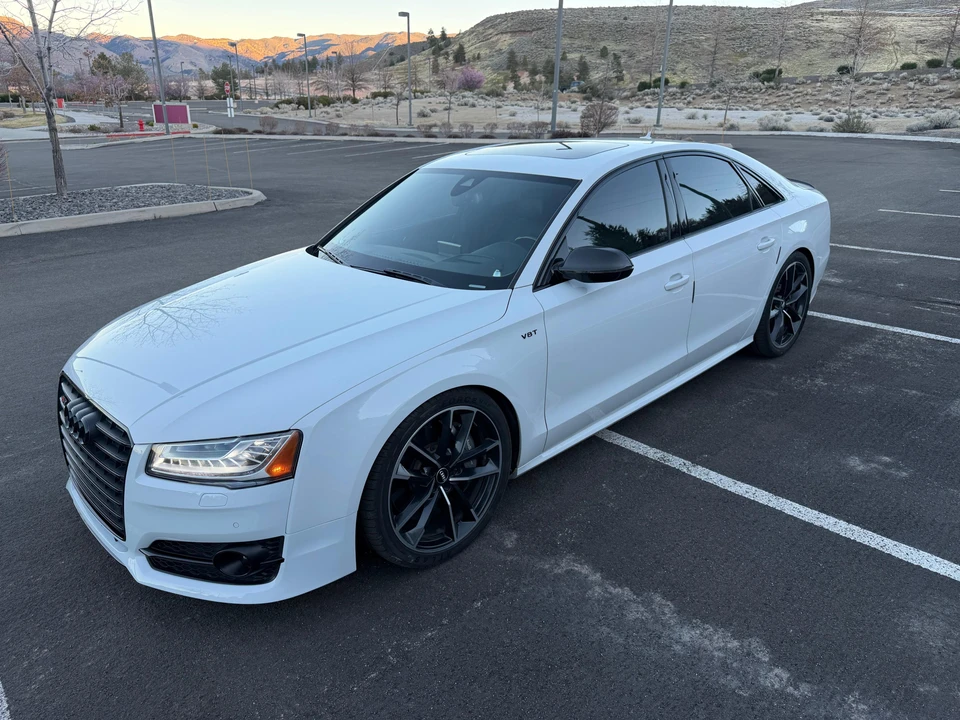 2016 Audi D4 S8 - Image 12 of 31