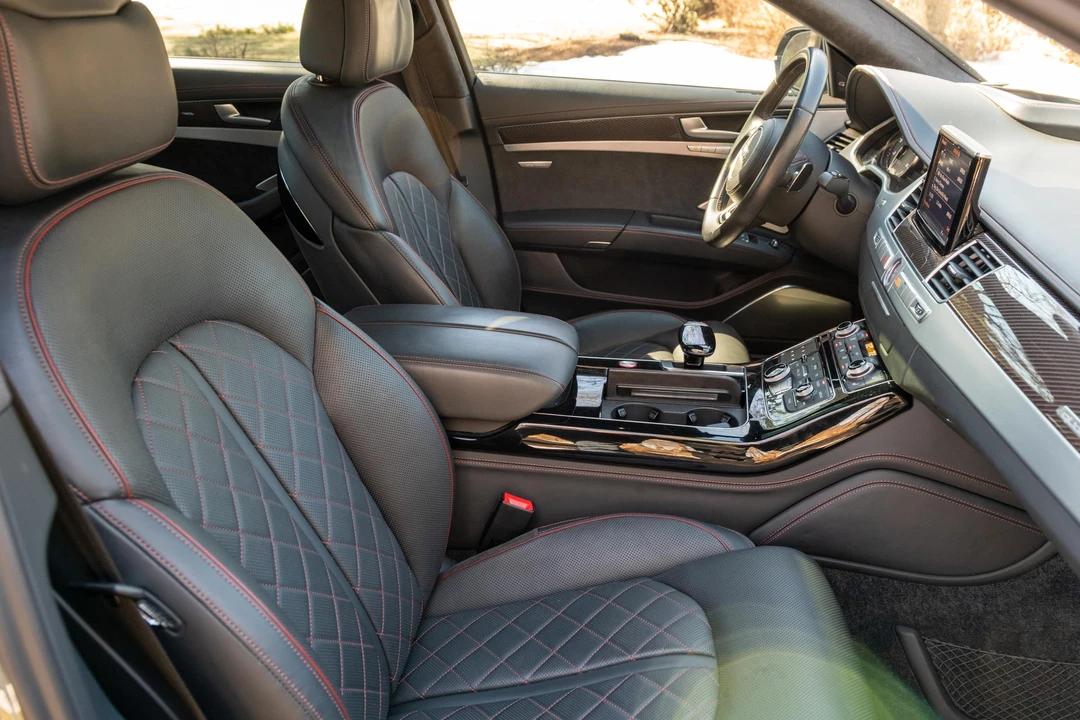 2016 Audi D4 S8 - Image 26 of 31