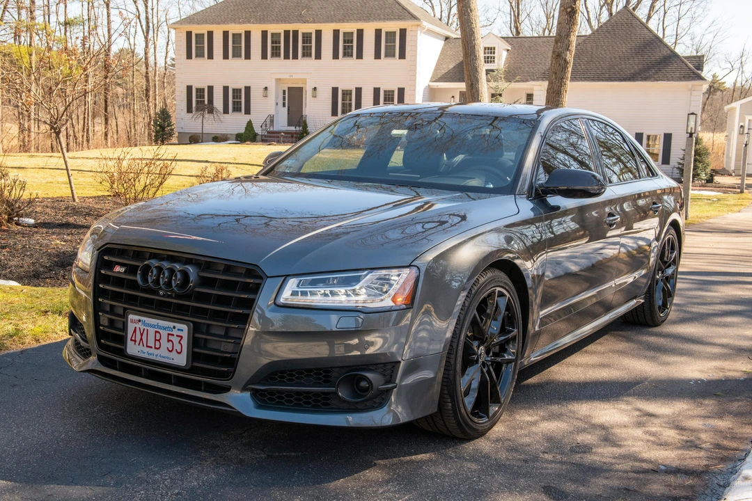 2016 Audi D4 S8 - Image 6 of 31