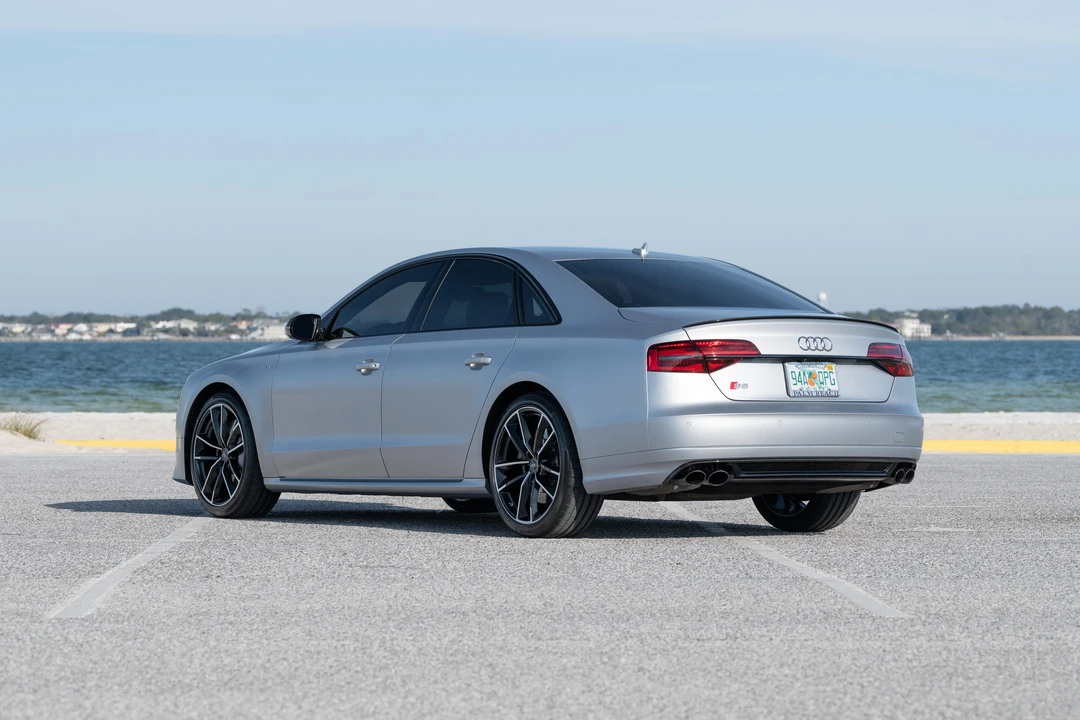 2016 Audi D4 S8 - Image 7 of 31