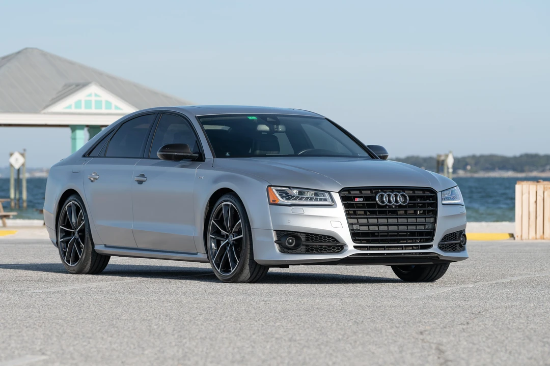 2016 Audi D4 S8 - Image 8 of 31