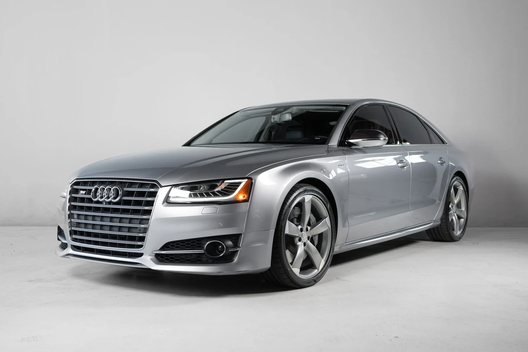 2016 Audi D4 S8 - Image 4 of 31