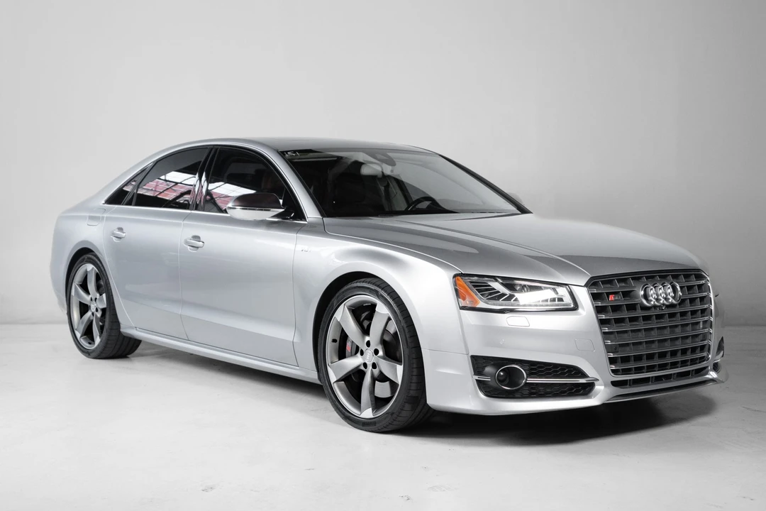 2016 Audi D4 S8 - Image 2 of 31