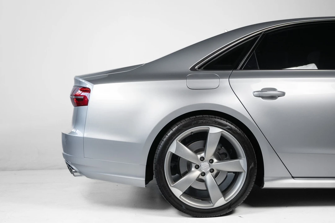 2016 Audi D4 S8 - Image 14 of 31