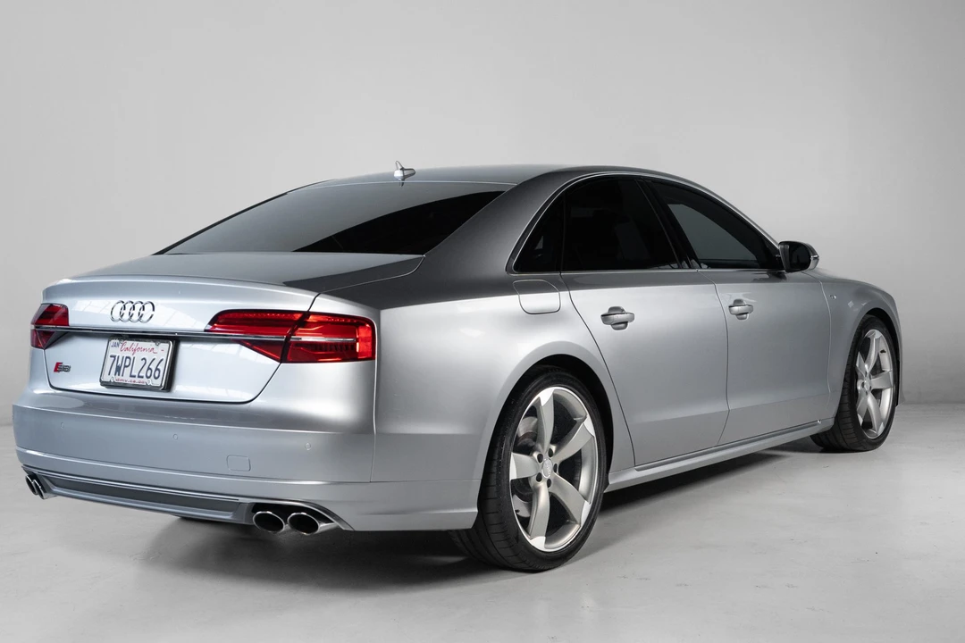 2016 Audi D4 S8 - Image 8 of 31
