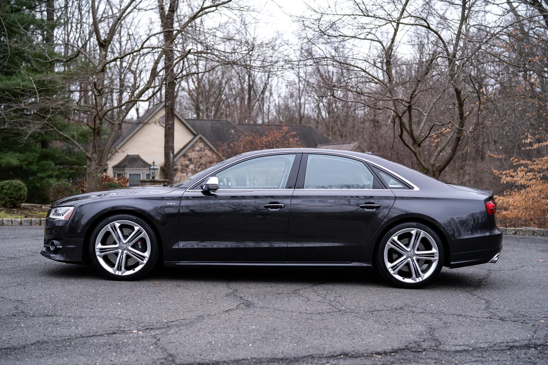 2016 Audi D4 S8 - Image 12 of 31