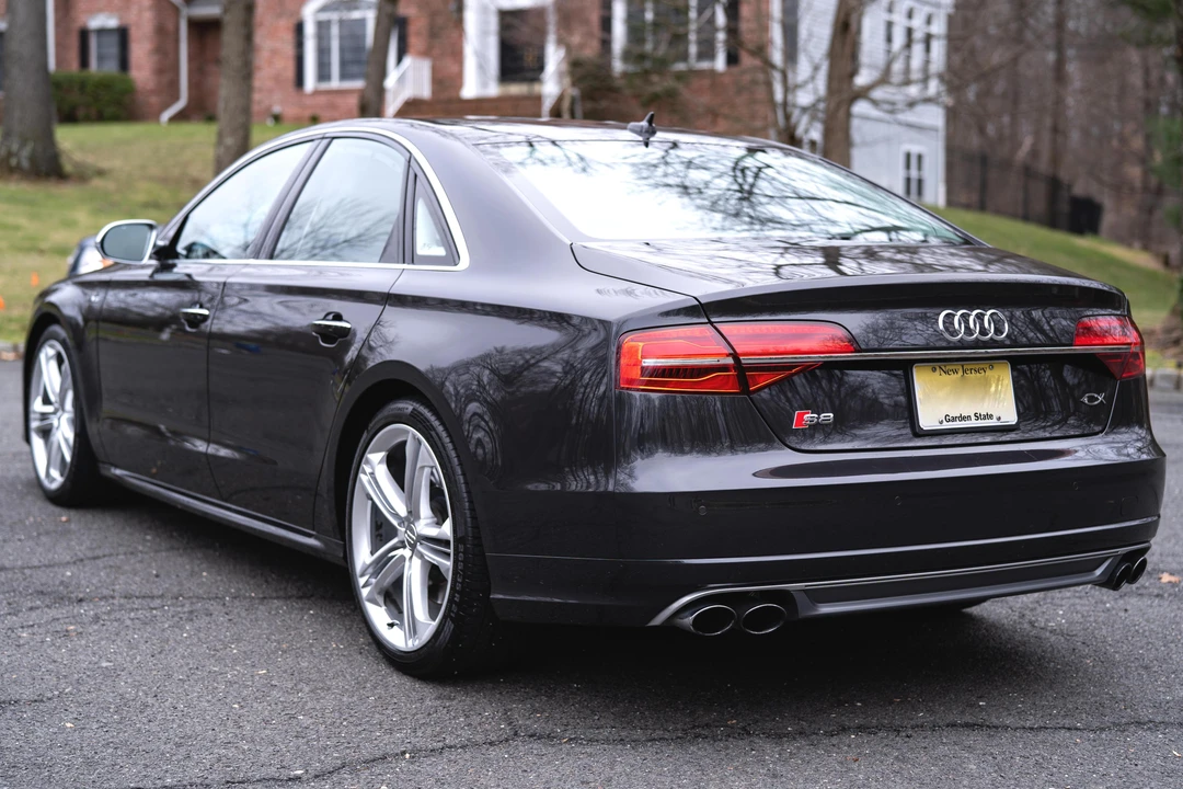 2016 Audi D4 S8 - Image 5 of 31