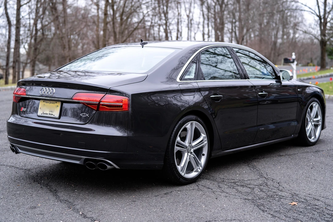 2016 Audi D4 S8 - Image 4 of 31