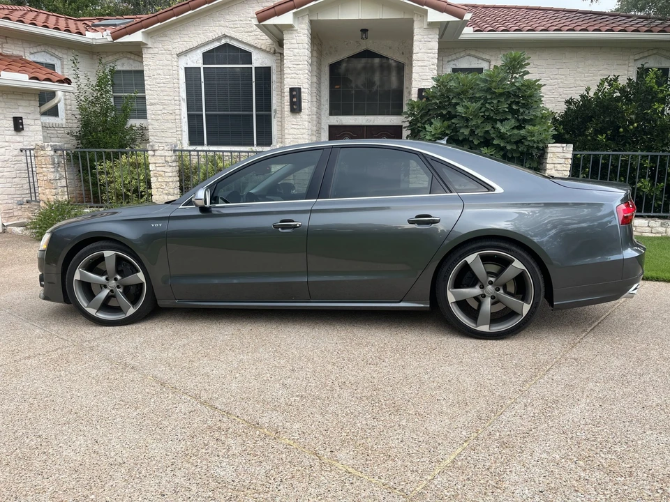 2016 Audi D4 S8 - Image 15 of 31