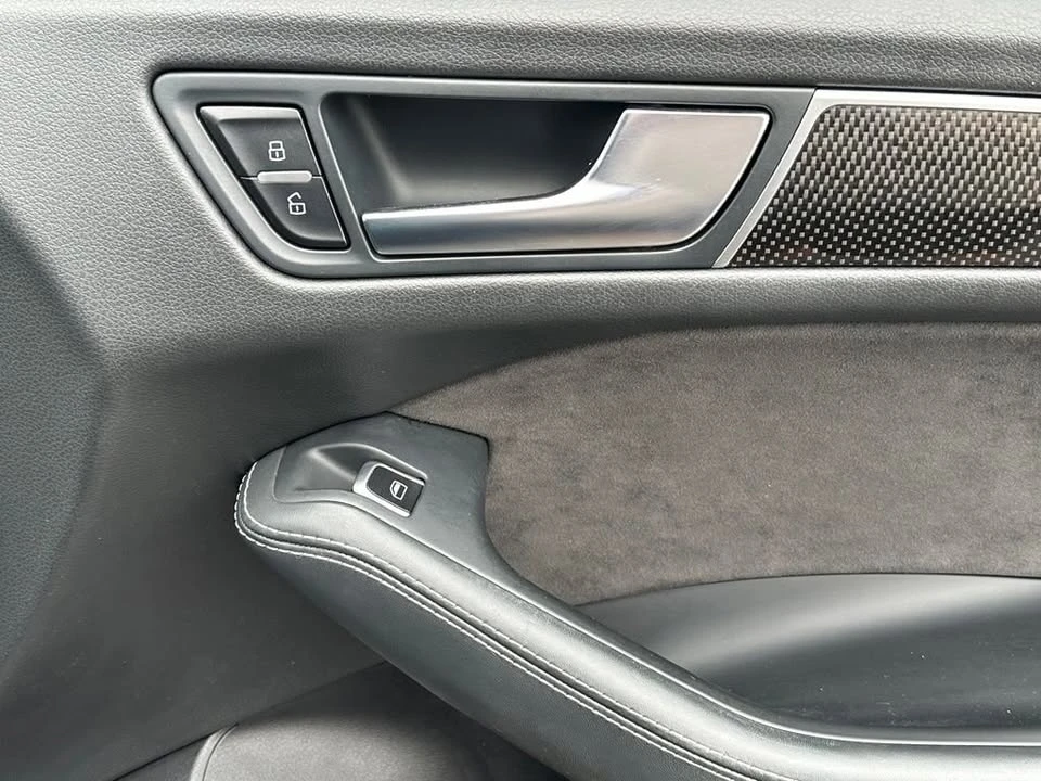 2016 Audi 8R SQ5 - Image 12 of 17