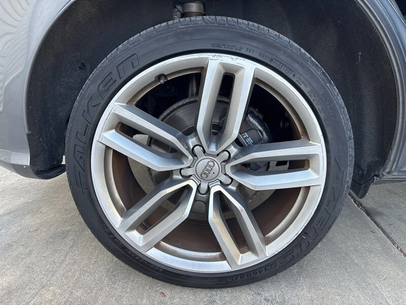 2016 Audi 8R SQ5 - Image 17 of 20