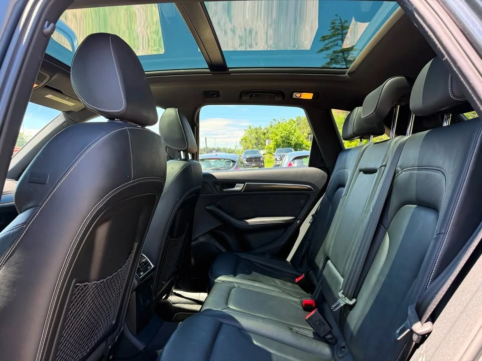 2016 Audi 8R SQ5 - Image 9 of 10