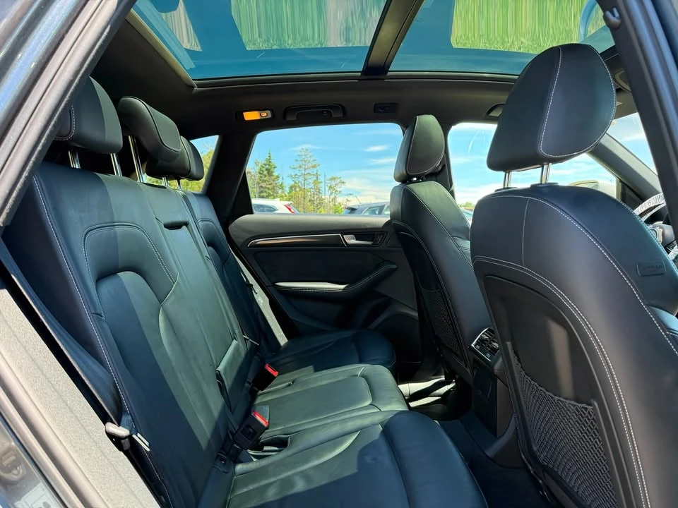 2016 Audi 8R SQ5 - Image 10 of 10