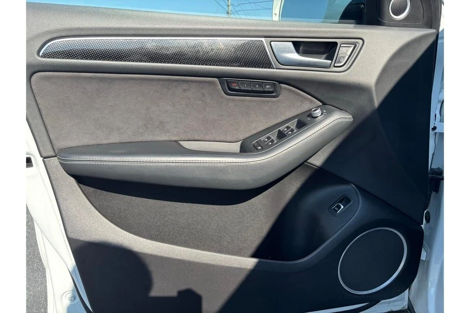 2016 Audi 8R SQ5 - Image 11 of 20