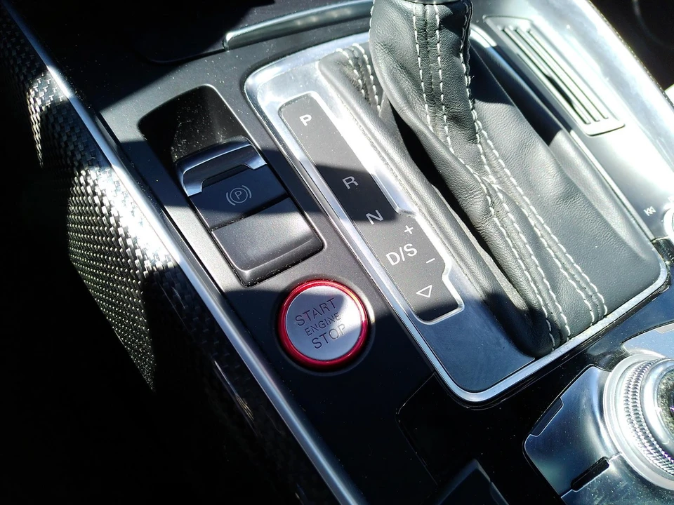 2016 Audi 8R SQ5 - Image 15 of 31