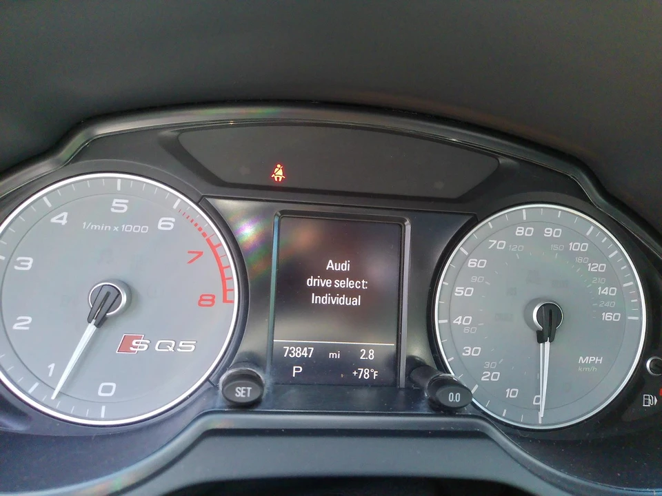 2016 Audi 8R SQ5 - Image 26 of 31