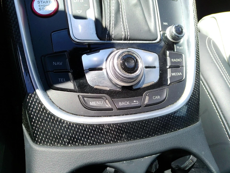 2016 Audi 8R SQ5 - Image 16 of 31