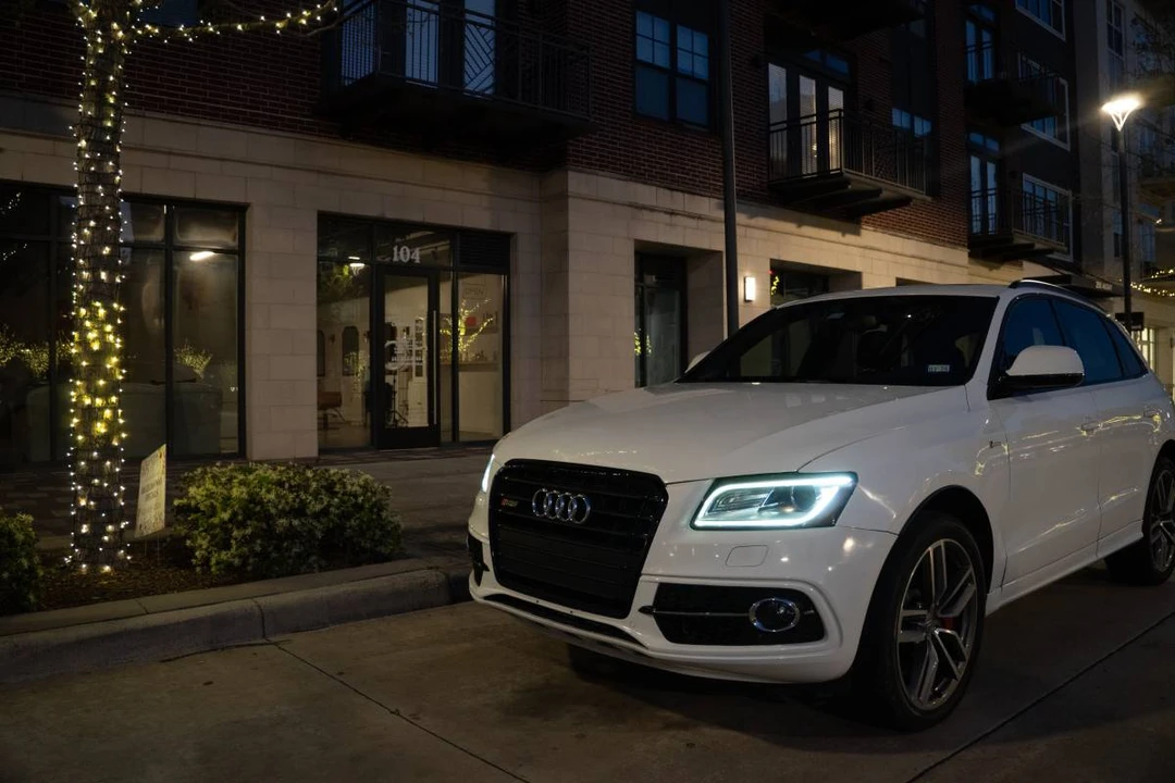 2016 Audi 8R SQ5 - Image 3 of 18