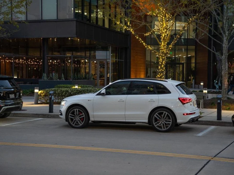 2016 Audi 8R SQ5 - Image 11 of 18