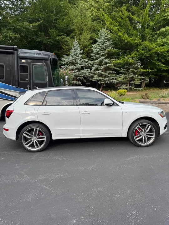 2016 Audi 8R SQ5 - Image 5 of 12