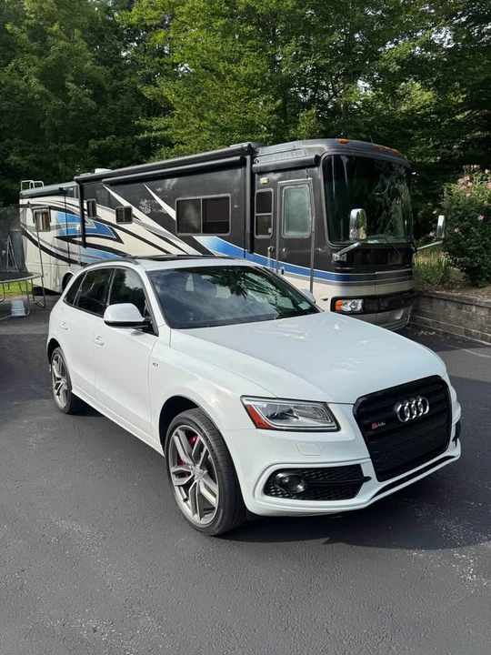 2016 Audi 8R SQ5 - Image 2 of 12