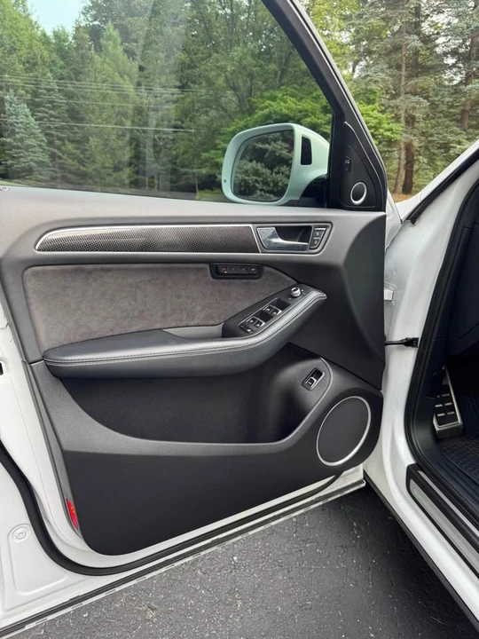2016 Audi 8R SQ5 - Image 11 of 12