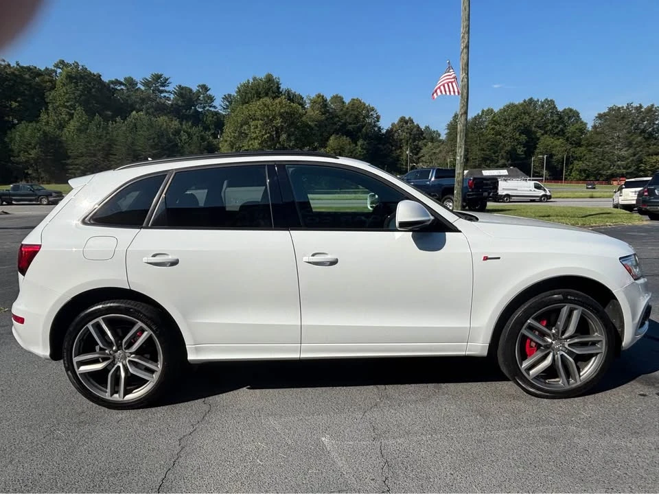 2016 Audi 8R SQ5 - Image 6 of 20