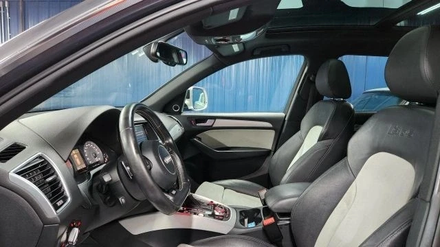 2016 Audi 8R SQ5 - Image 7 of 12
